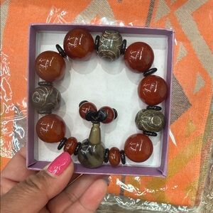 Elegant Beaded Bracelet with Earthy Tones